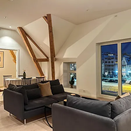 Marina Luxe - Two Bedrooms, High-End, Iconic Location & Private Parking Alesund Exterior photo