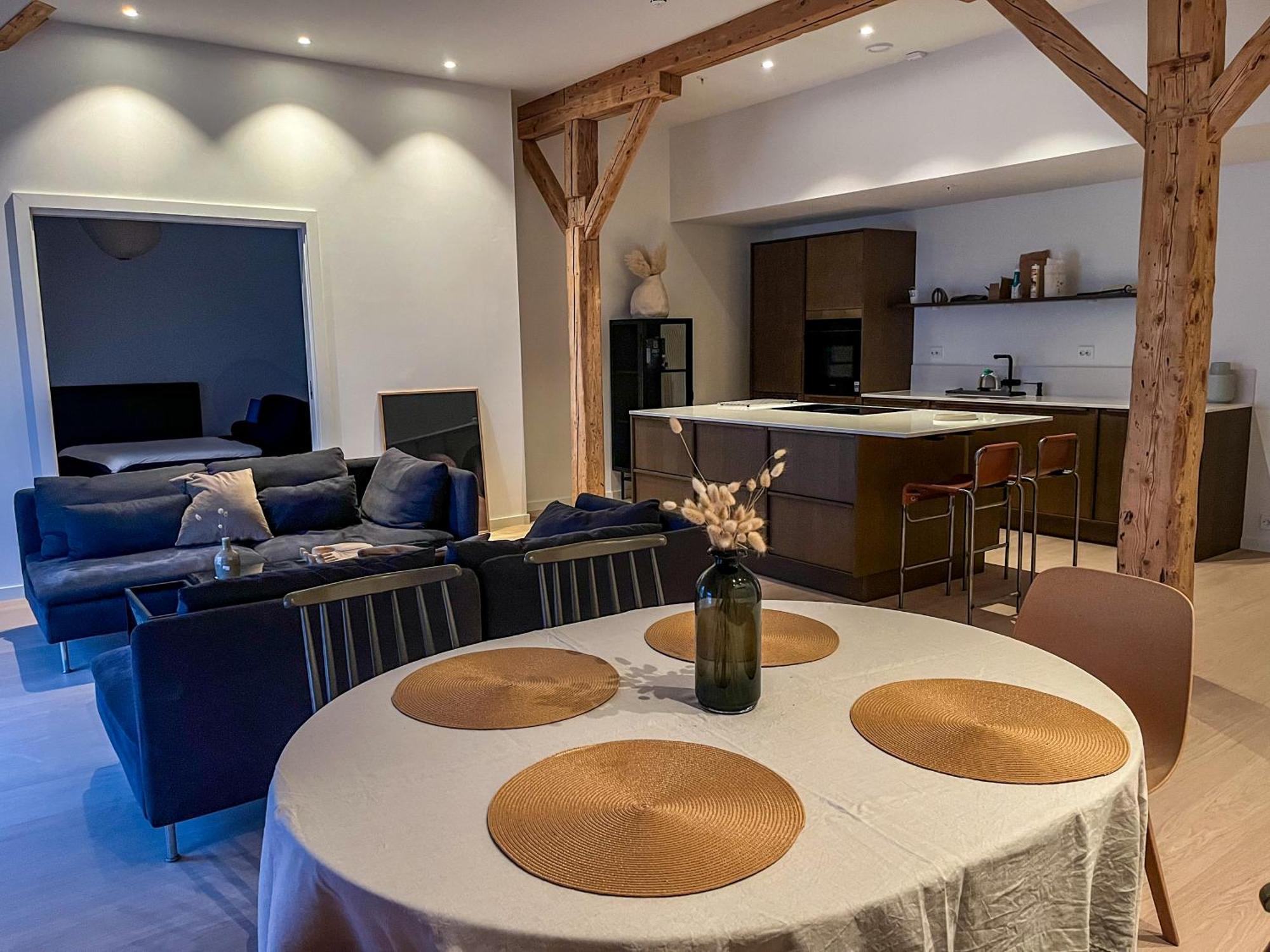 Apartment Marina Luxe - Two Bedrooms, High-end, Iconic Location & Private Parking *