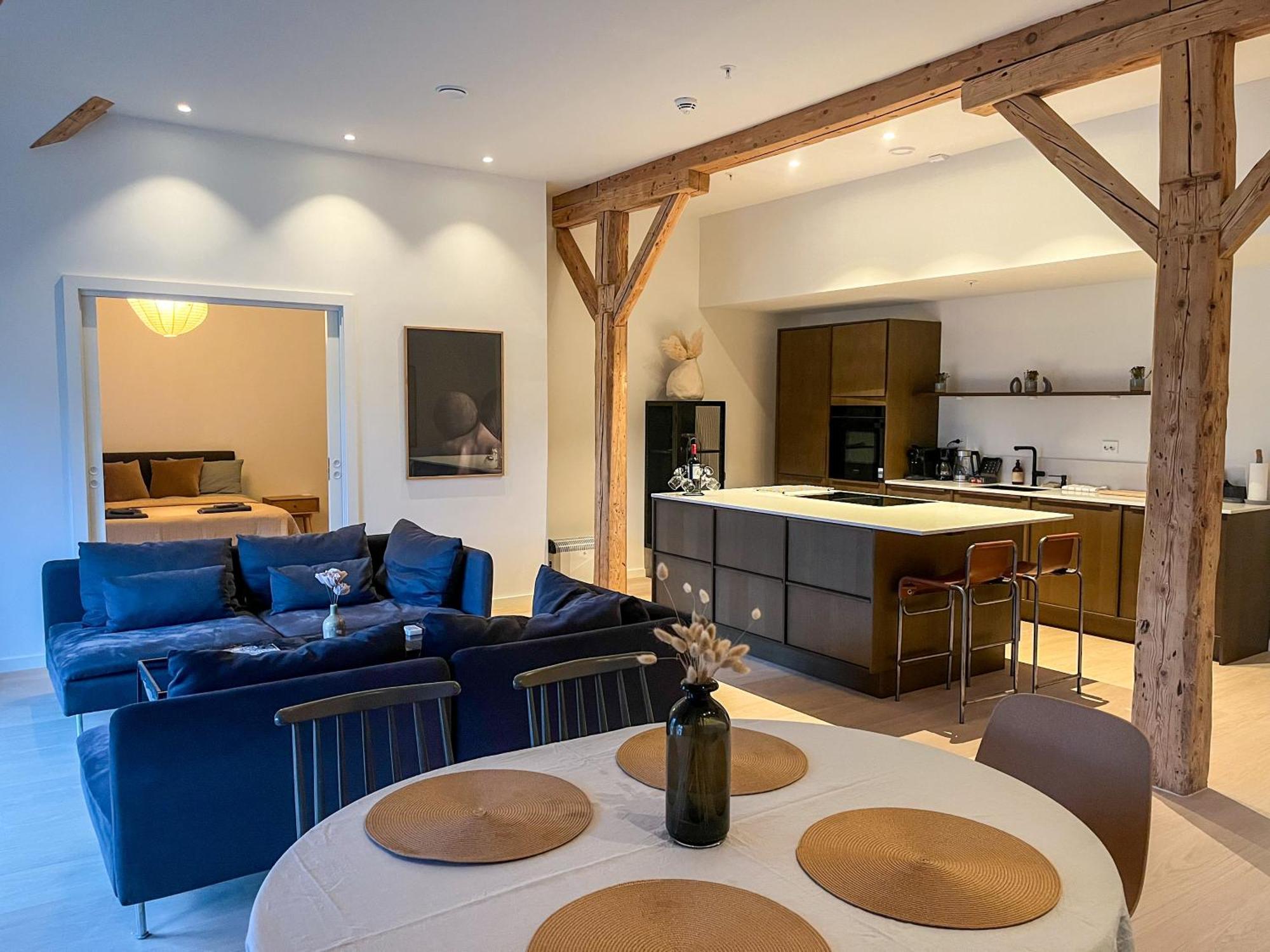 Apartment Marina Luxe - Two Bedrooms, High-end, Iconic Location & Private Parking