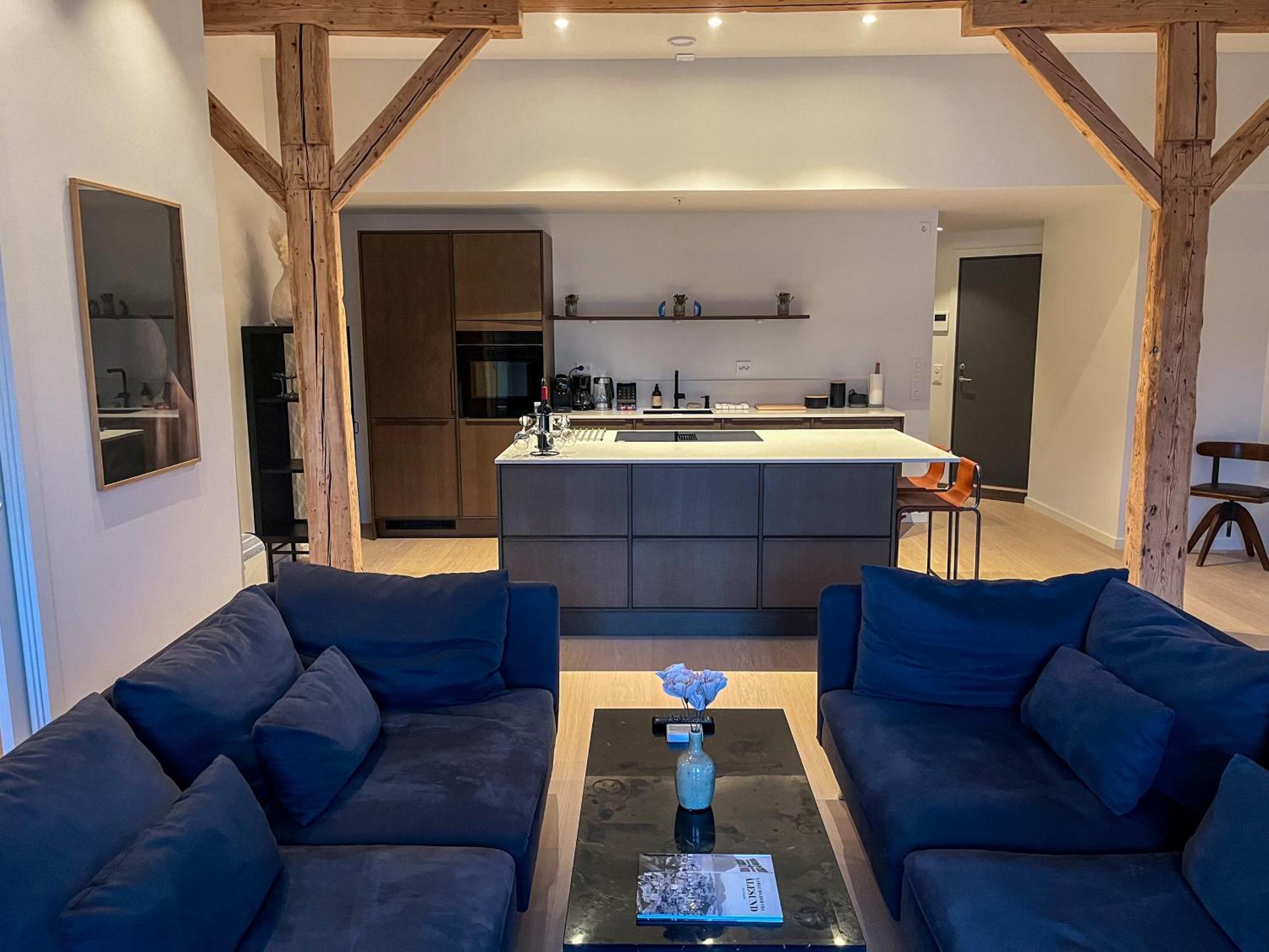 Apartment Marina Luxe - Two Bedrooms, High-end, Iconic Location & Private Parking Alesund